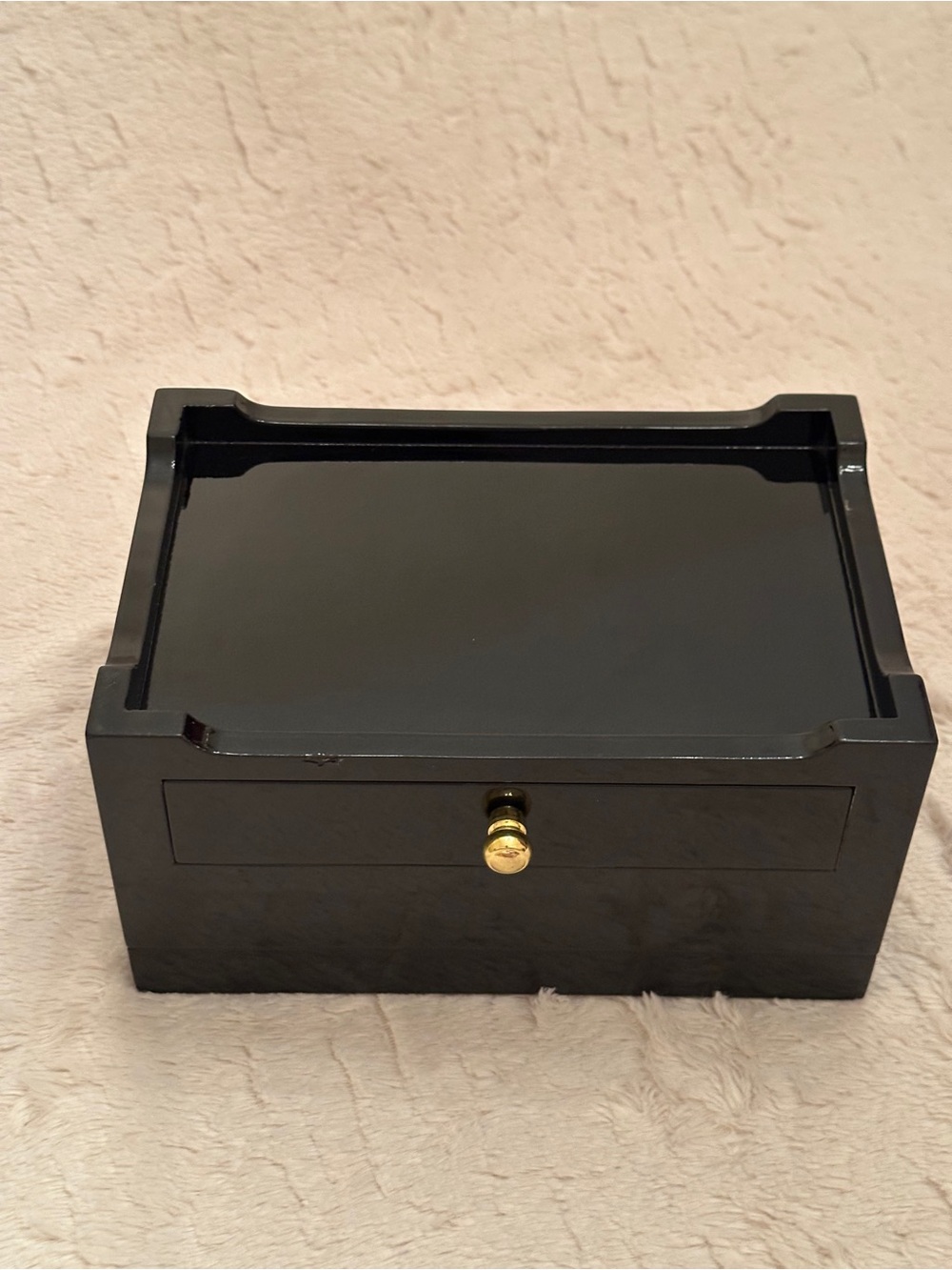 Lacquered Jewelry Box with Inlaid Wood Top - Picture 7 of 8